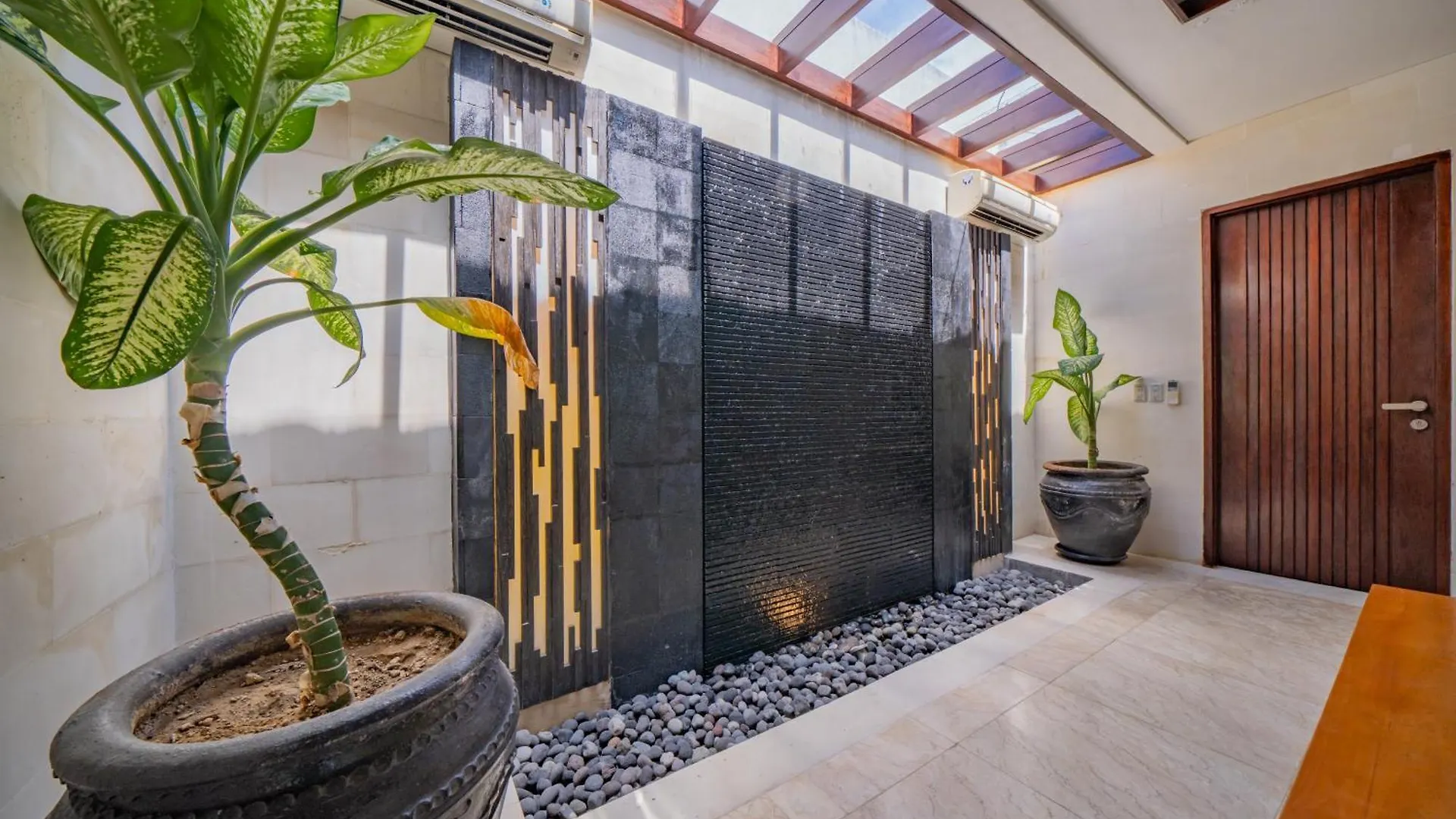 Kedonganan Beach Villas Джимбаран 0*,  Индонезия