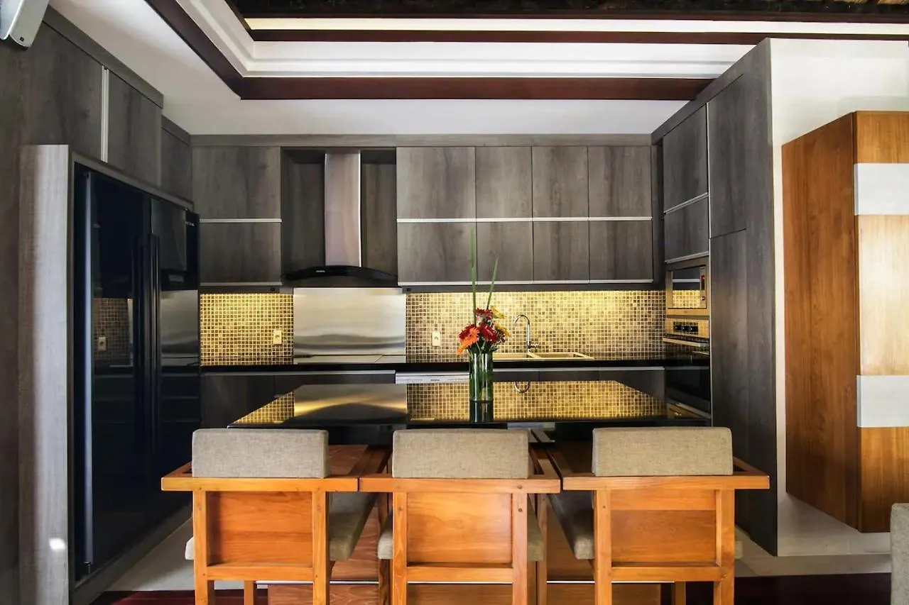 Kedonganan Beach Villas Джимбаран